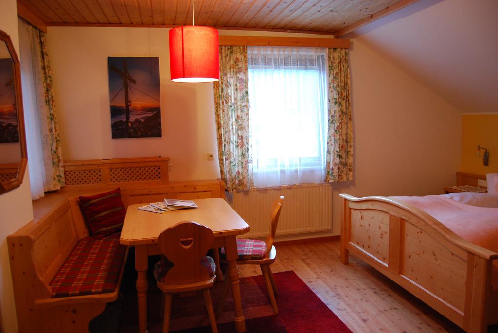 Appartement Zweikofelblick Jenig Eksteriør bilde